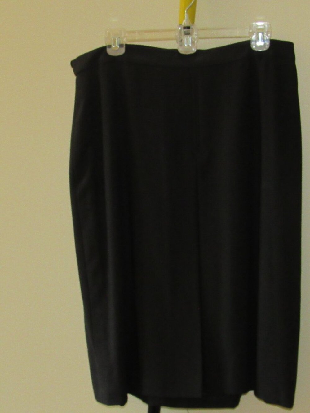 Ladies Skirt, Size 16, Black